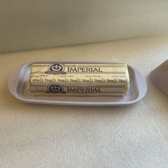 Single Stick Butter Dish Storage Container W/ Design - Picture 5 of 7